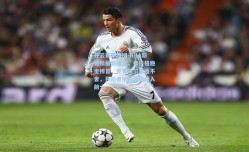 开云赛事集团-NBA新秀榜最新动态，弗拉格稳坐榜首，克努佩尔紧追不舍，开拓者乐福强势闯入前十