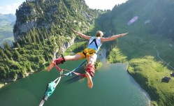 开云|拉菲尼亚坦言，对手常摆大巴因我们战术风格