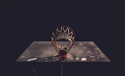 【开云官方网站】开拓者主场见证跨太平洋纽带，杨瀚森现身支持俄勒冈大学潜力新星林葳