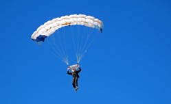 开云体育运营团队：跨越界限，香港球员北上征程中的挑战与抉择