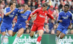 开云官方|泰山中卫洛佩斯告别中超，加盟西乙阿尔瓦塞特开启欧洲新征程