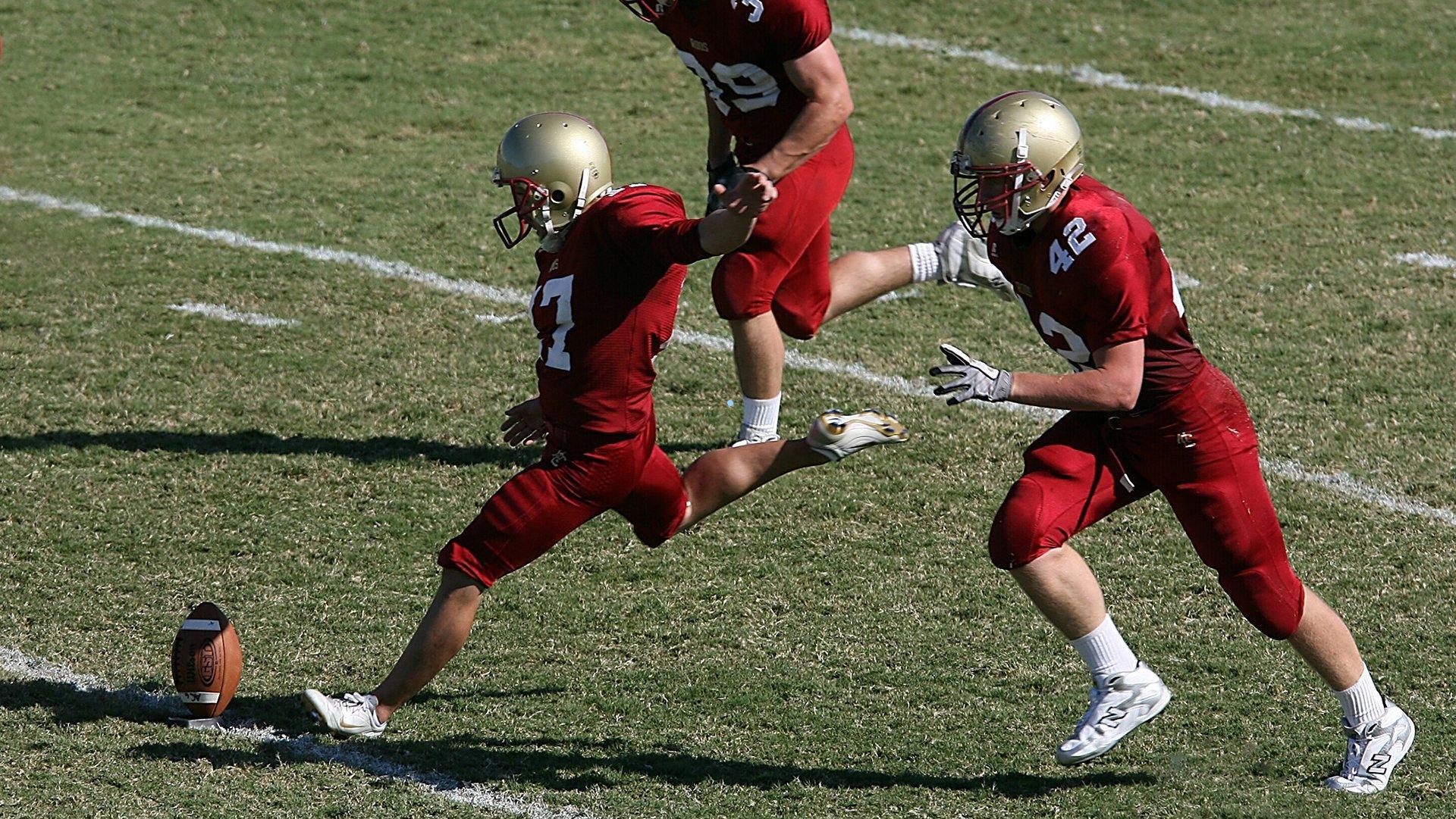 英超变天！阿森纳终结连亚噩梦紧追榜首，曼城开年低迷陷后程乏力魔咒？
